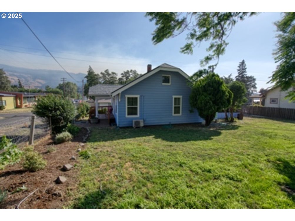 401 3rd Street Lyle, WA 98635 - Photo 6 of 38 Gallery Image 6