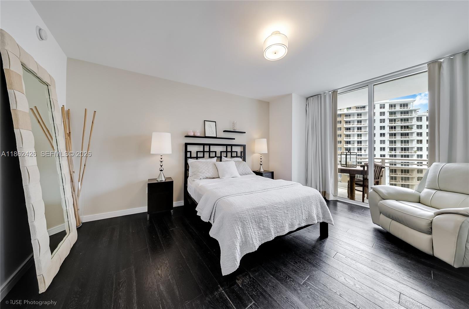 901 Brickell Key Boulevard, Unit 2701 Miami, FL 33131 - Photo 22 of 29