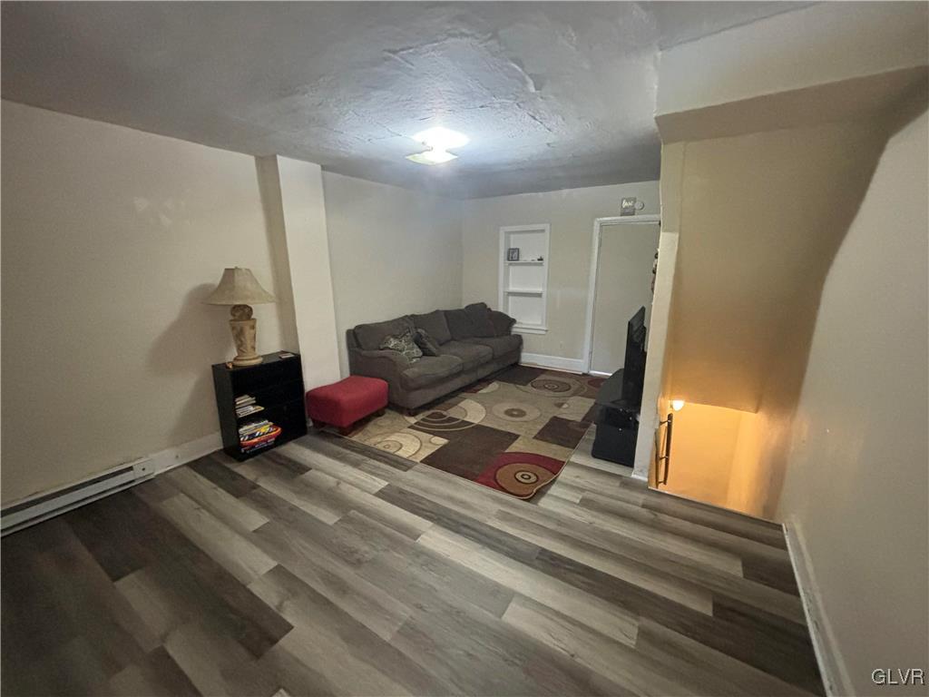 9 Catasauqua Road Whitehall, PA 18052 - Photo 3 of 18 Gallery Image 3
