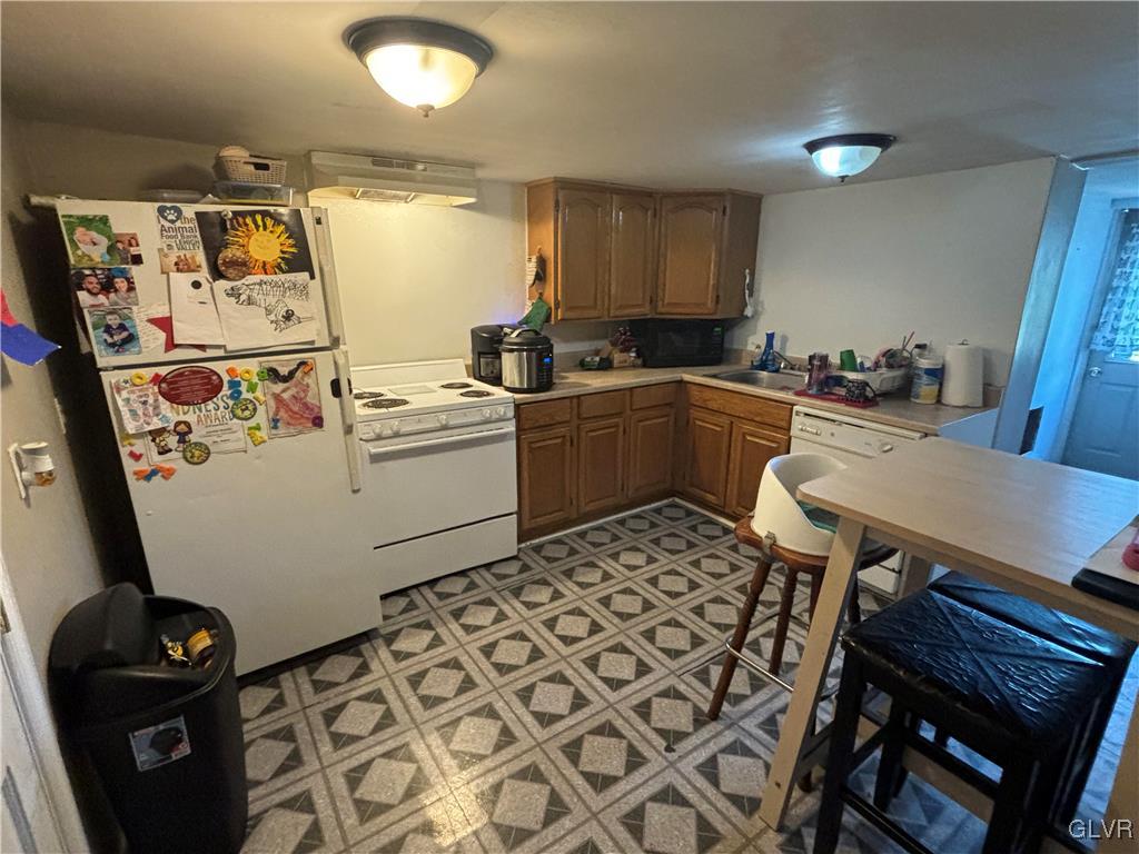9 Catasauqua Road Whitehall, PA 18052 - Photo 6 of 18 Gallery Image 6