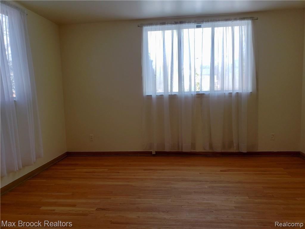 295 Cloverly Road Grosse Pointe Farms, MI 48236 - Photo 32 of 40