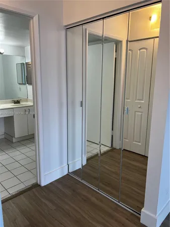 $2,500 | 3300 Northeast 192 Street, Unit 1715, Aventura, FL 33180