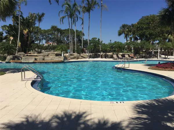 $2,500 | 3300 Northeast 192 Street, Unit 1715, Aventura, FL 33180