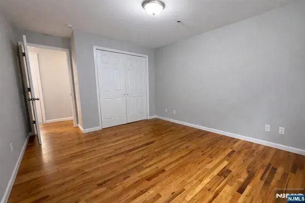 $2,750 | 231 North 12th Street, Newark, NJ 07107