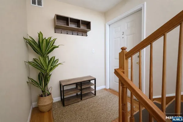 $2,750 | 231 North 12th Street, Newark, NJ 07107