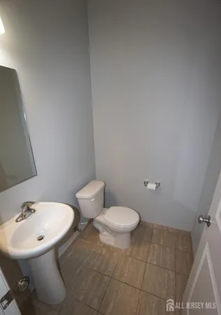 $3,195 | 1299 St Georges Avenue, Colonia, NJ 07067