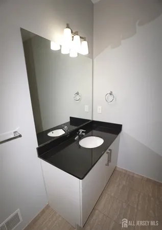 $3,195 | 1299 St Georges Avenue, Colonia, NJ 07067