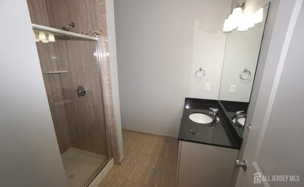 $3,195 | 1299 St Georges Avenue, Colonia, NJ 07067