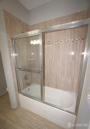 $3,195 | 1299 St Georges Avenue, Colonia, NJ 07067