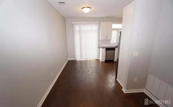 $3,195 | 1299 St Georges Avenue, Colonia, NJ 07067