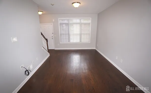 $3,195 | 1299 St Georges Avenue, Colonia, NJ 07067