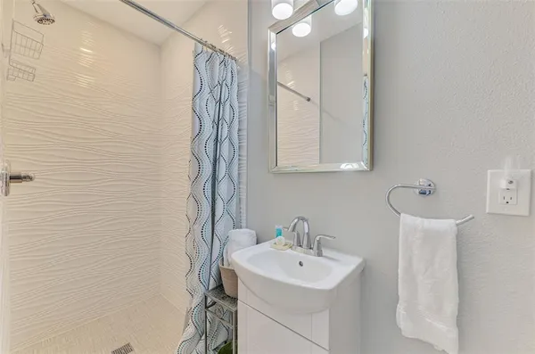 $7,500 | 2400 North Beach Road, Unit 17, Englewood, FL 34223