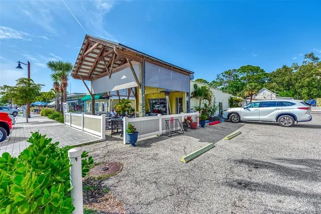 $7,500 | 2400 North Beach Road, Unit 17, Englewood, FL 34223