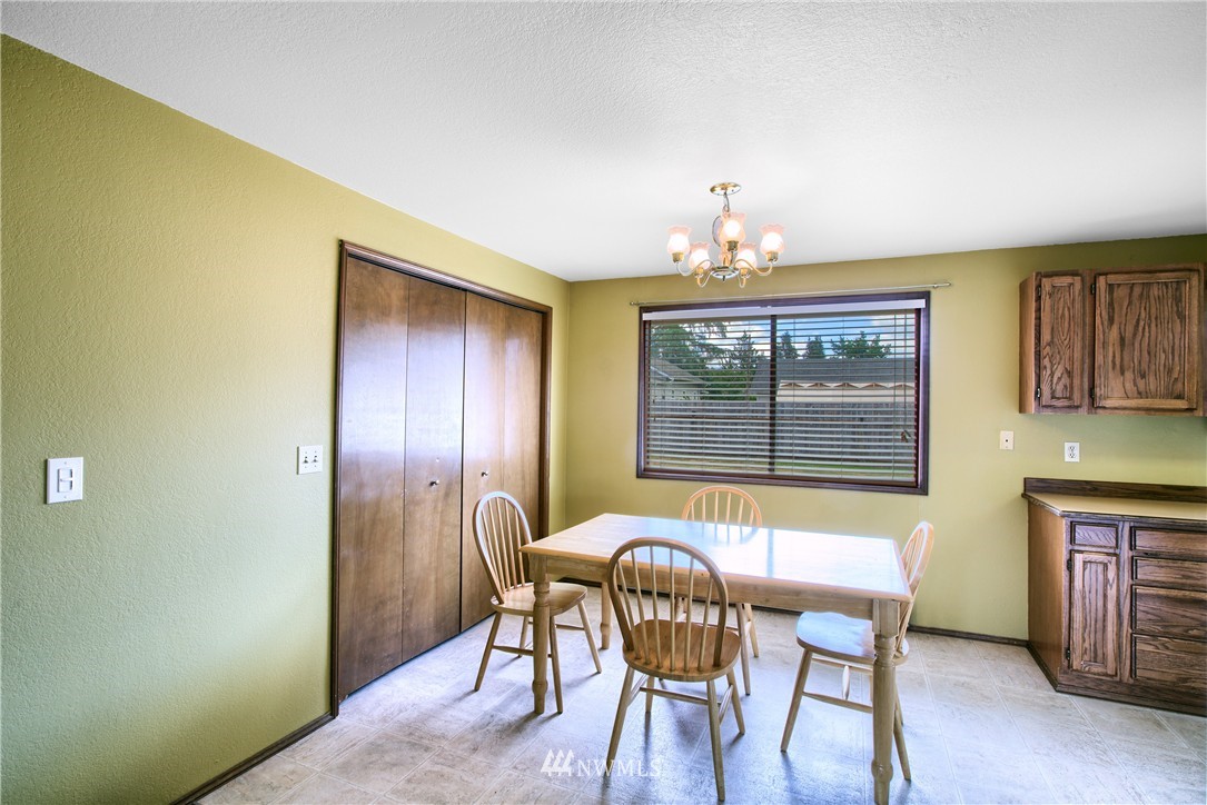 32117 East Rutherford Street Carnation, WA 98014 - Photo 3 of 7 Gallery Image 3
