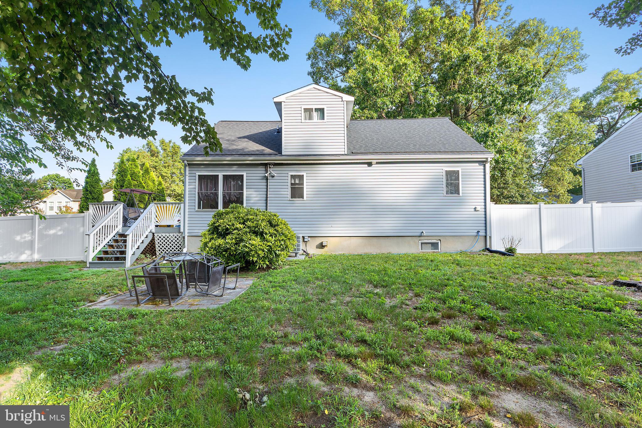 758 210th Street Pasadena, MD 21122 - Photo 39 of 53 Rear Yard
