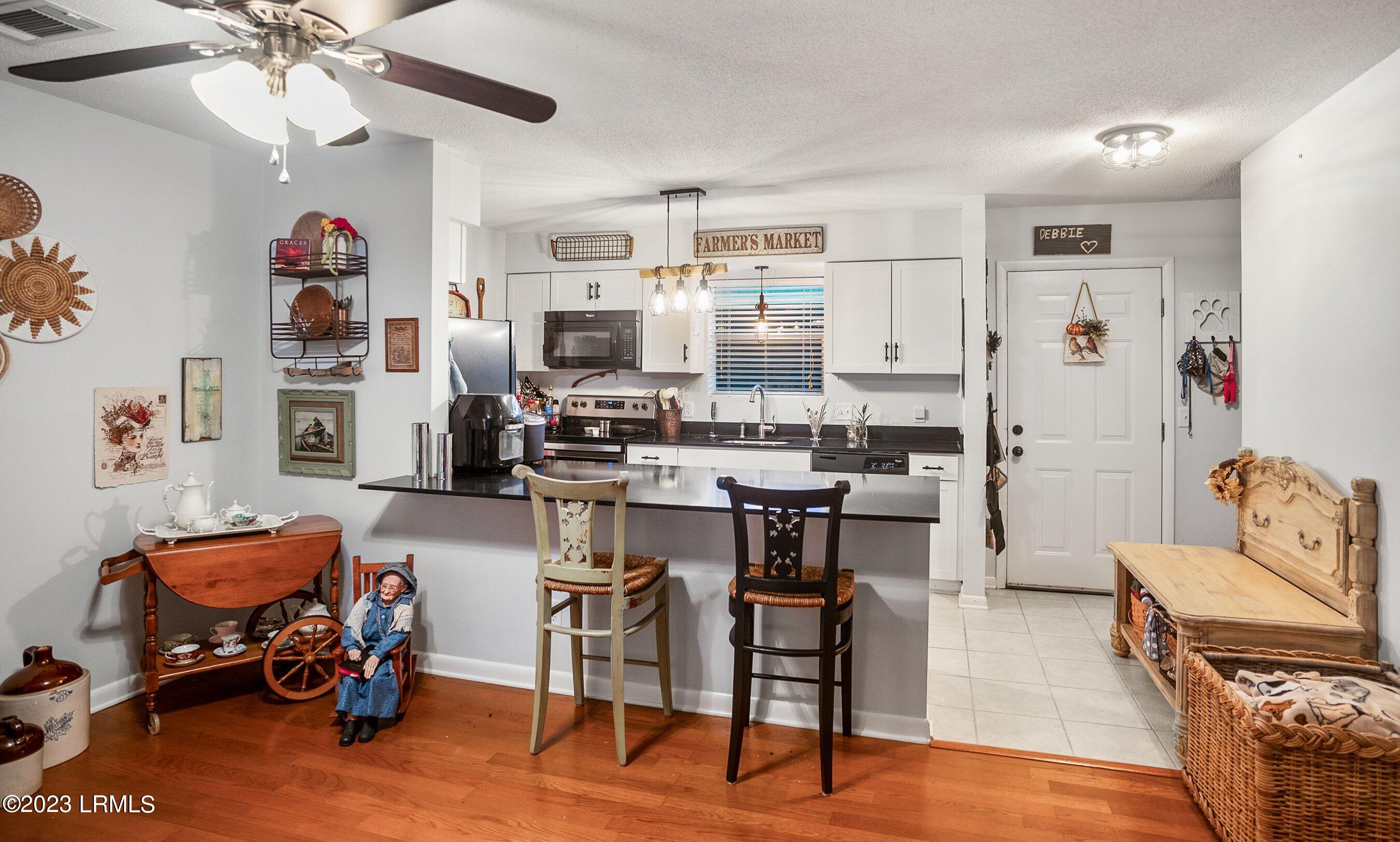 900 State Rd S-7-297, Unit B2 Beaufort, SC 29902 - Photo 6 of 22 DSC09804-20-1.jpg-SMALL