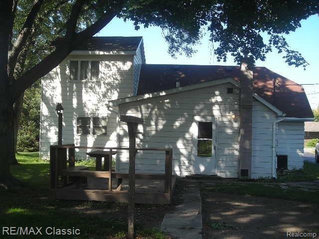 3760 Vivian Road Monroe, MI 48162 - Photo 2 of 8 DSCN4908