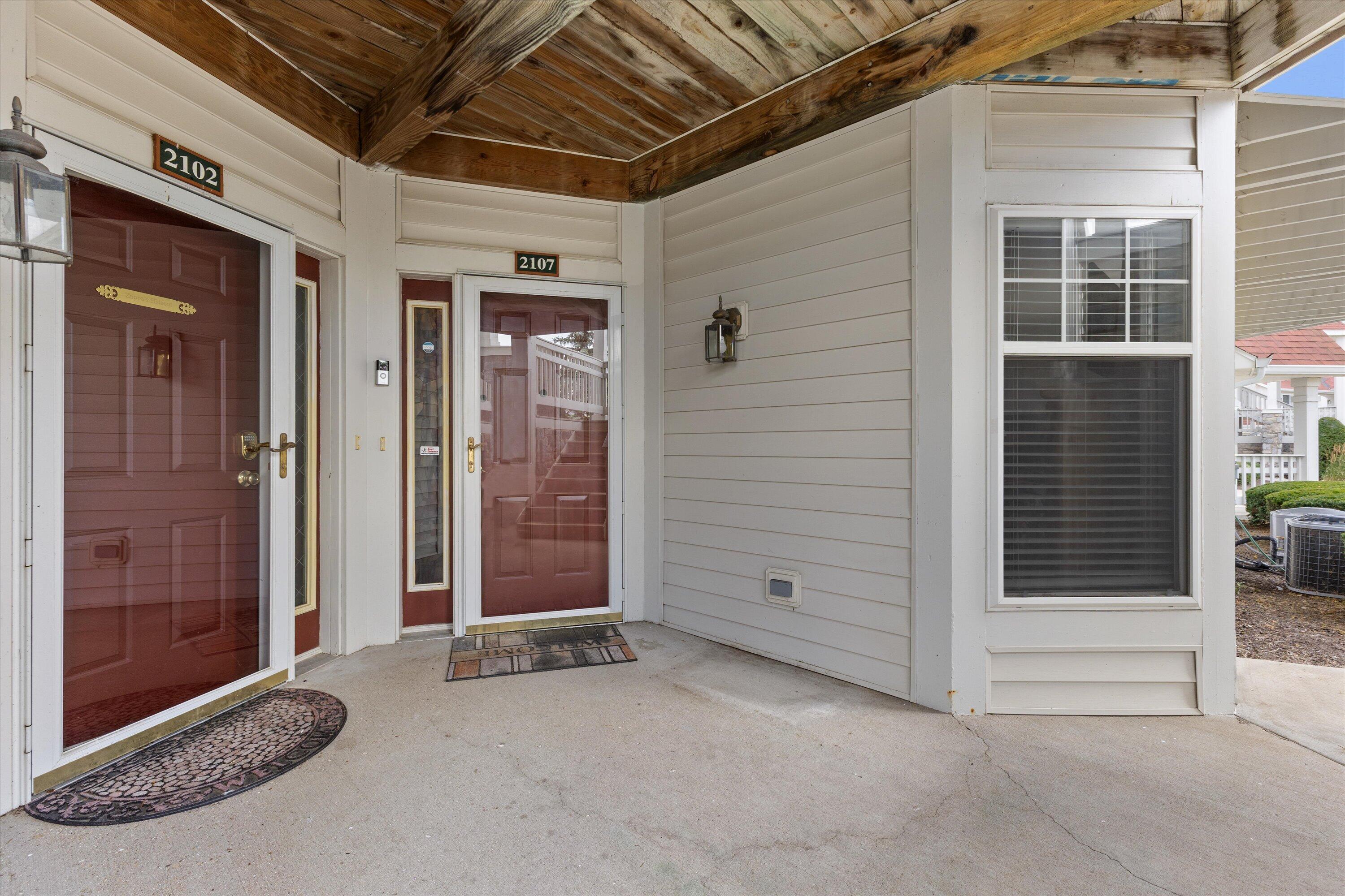 2107 Landings Lane Delavan, WI 53115 - Photo 20 of 30 Private Entrance
