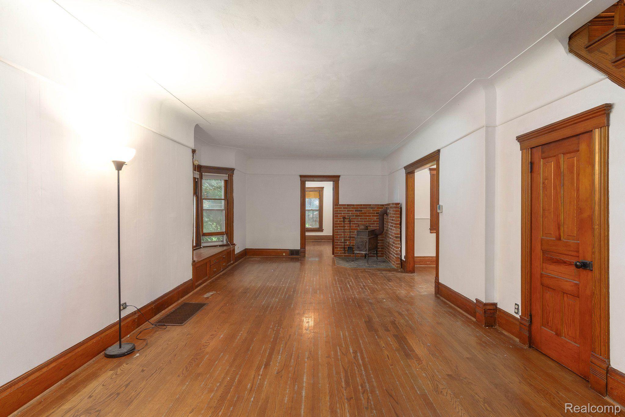 8450 South Durand Road Durand, MI 48429 - Photo 9 of 40 Gallery Image 9