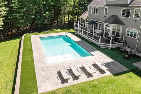 $2,095,000 | 24 Thornberry Lane, Sudbury, MA 01776