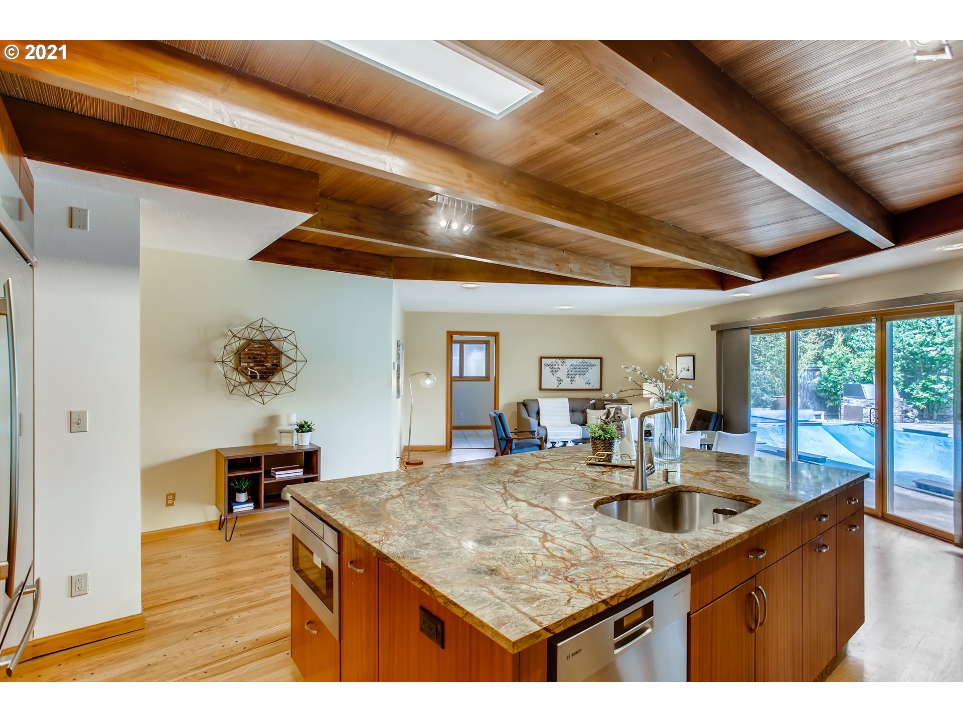 12009 Southeast Idleman Road Happy Valley, OR 97086 - Photo 13 of 32 Gallery Image 13