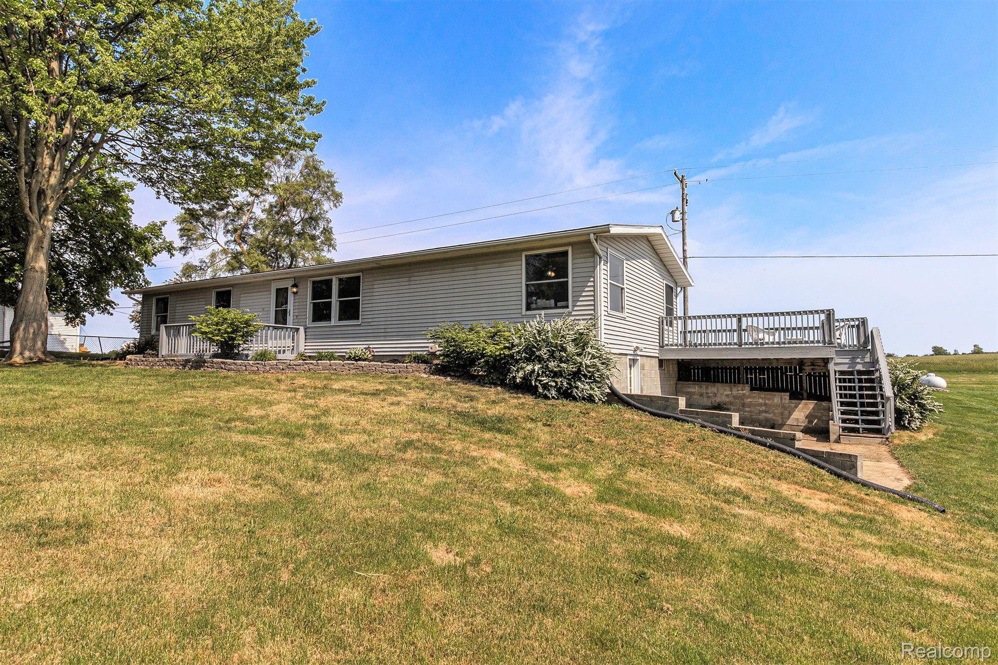 113 East Hibbard Road Owosso, MI 48867 - Photo 31 of 41 Gallery Image 31