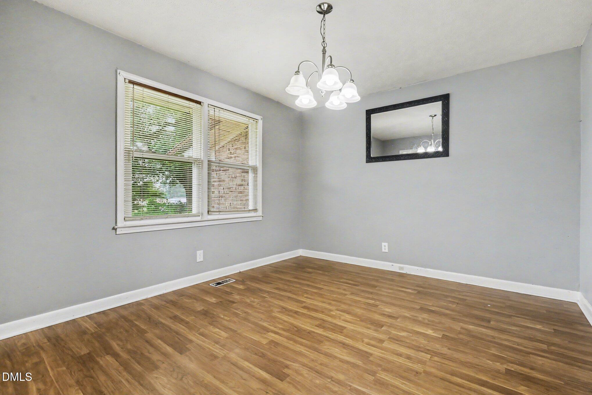 875 Wynn Road Clinton, NC 28328 - Photo 9 of 35 008_file_7782