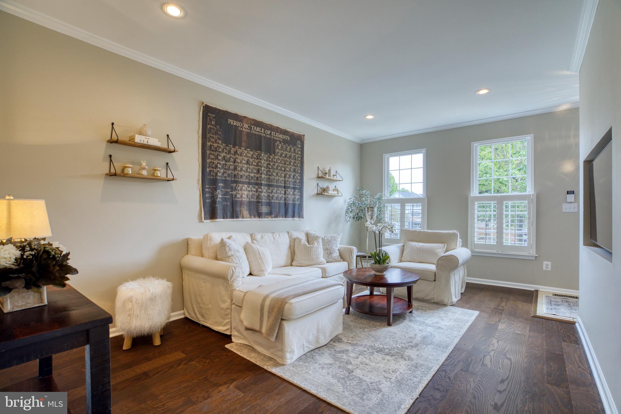 1305 Vintage Place Reston, VA 20194 - Photo 2 of 44 Gallery Image 2