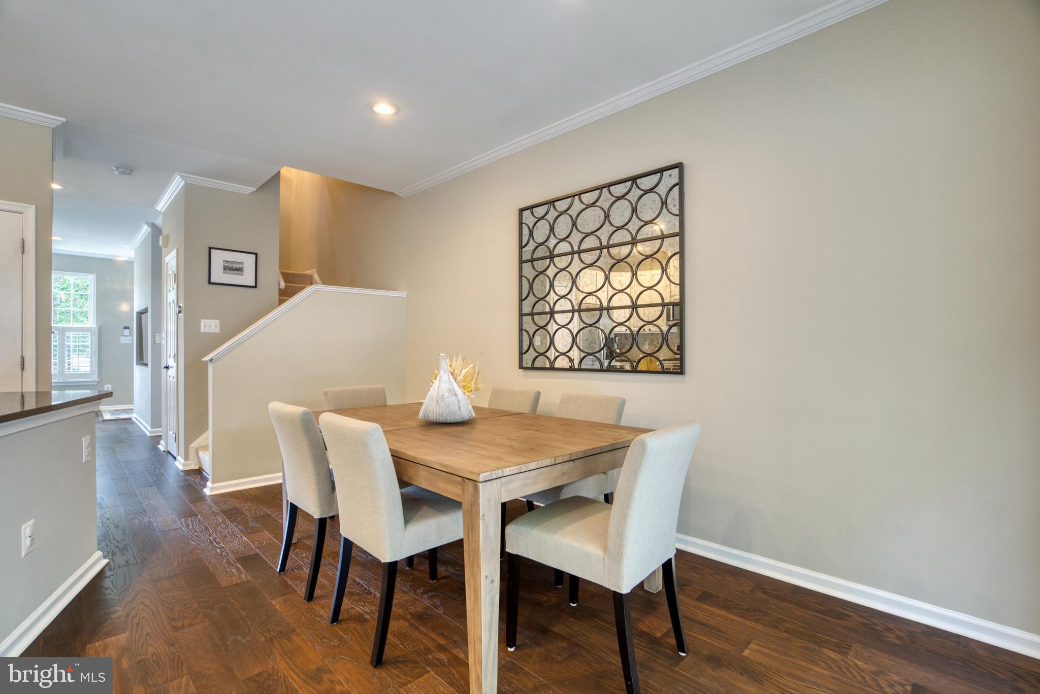 1305 Vintage Place Reston, VA 20194 - Photo 9 of 44 Gallery Image 9