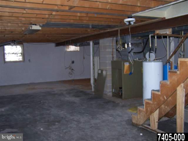 2046 Stauffer Road Spring Grove, PA 17362 - Photo 13 of 16