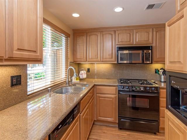 1508 Rhodesia Way San Jose, CA 95126 - Photo 3 of 22