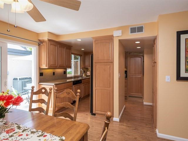 1508 Rhodesia Way San Jose, CA 95126 - Photo 6 of 22