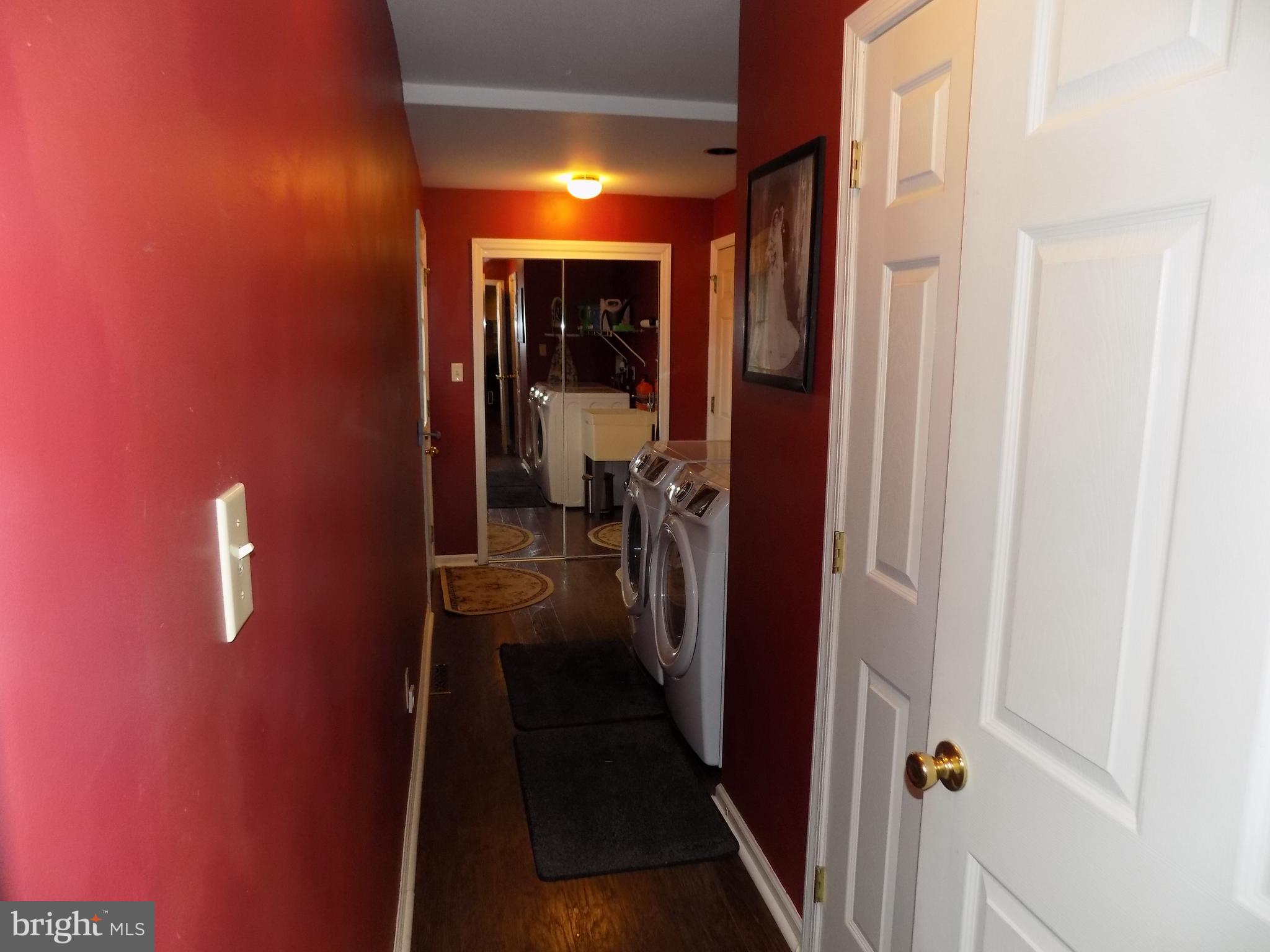 236 Waterway Road Oxford, PA 19363 - Photo 10 of 21 Laundry/mud room