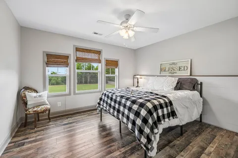$585,000 | 5676 State Highway 48, Cumberland Furnace, TN 37051