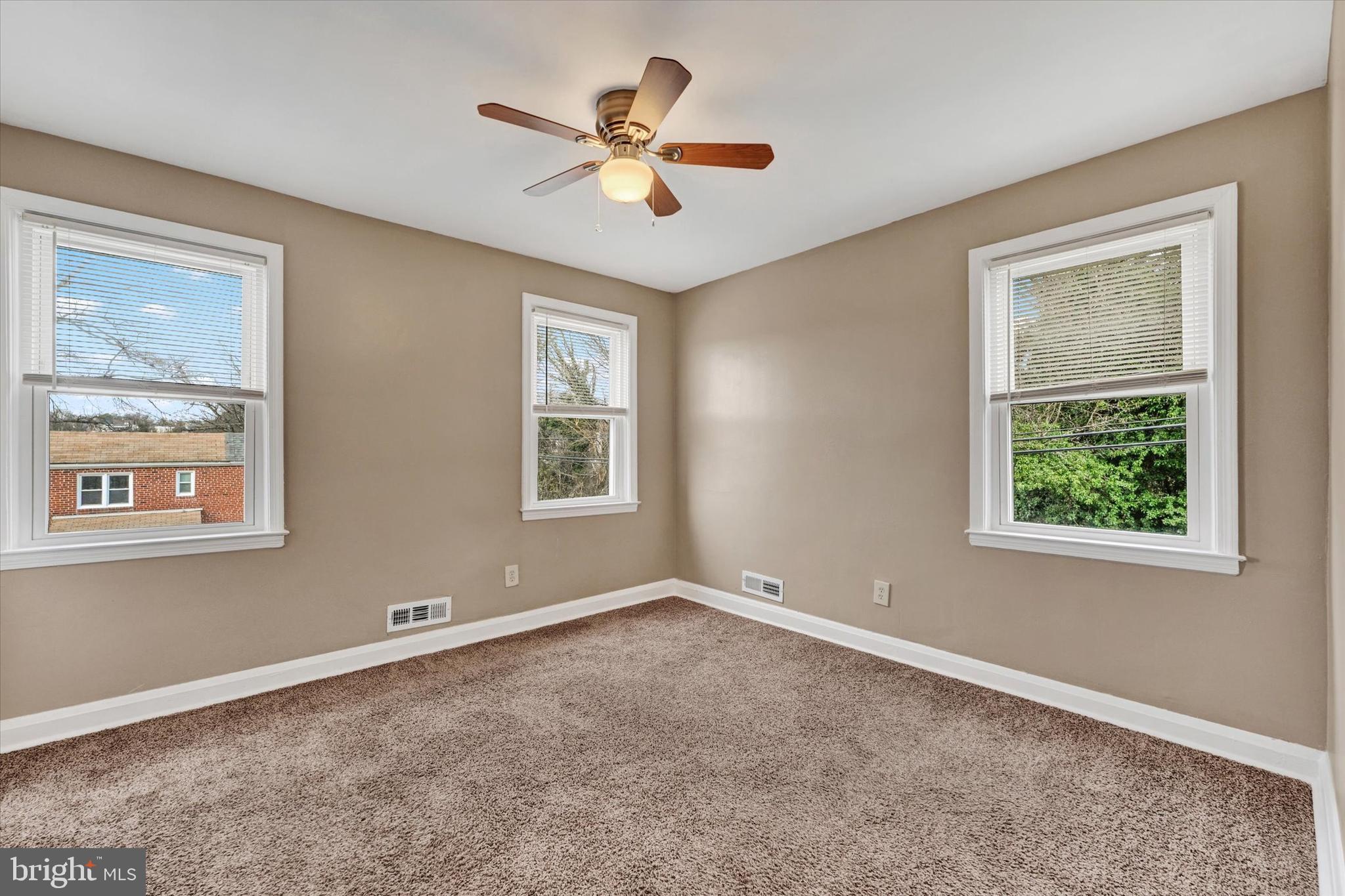 4811 Kimberleigh Road Baltimore, MD 21212 - Photo 14 of 24 Bedroom 1