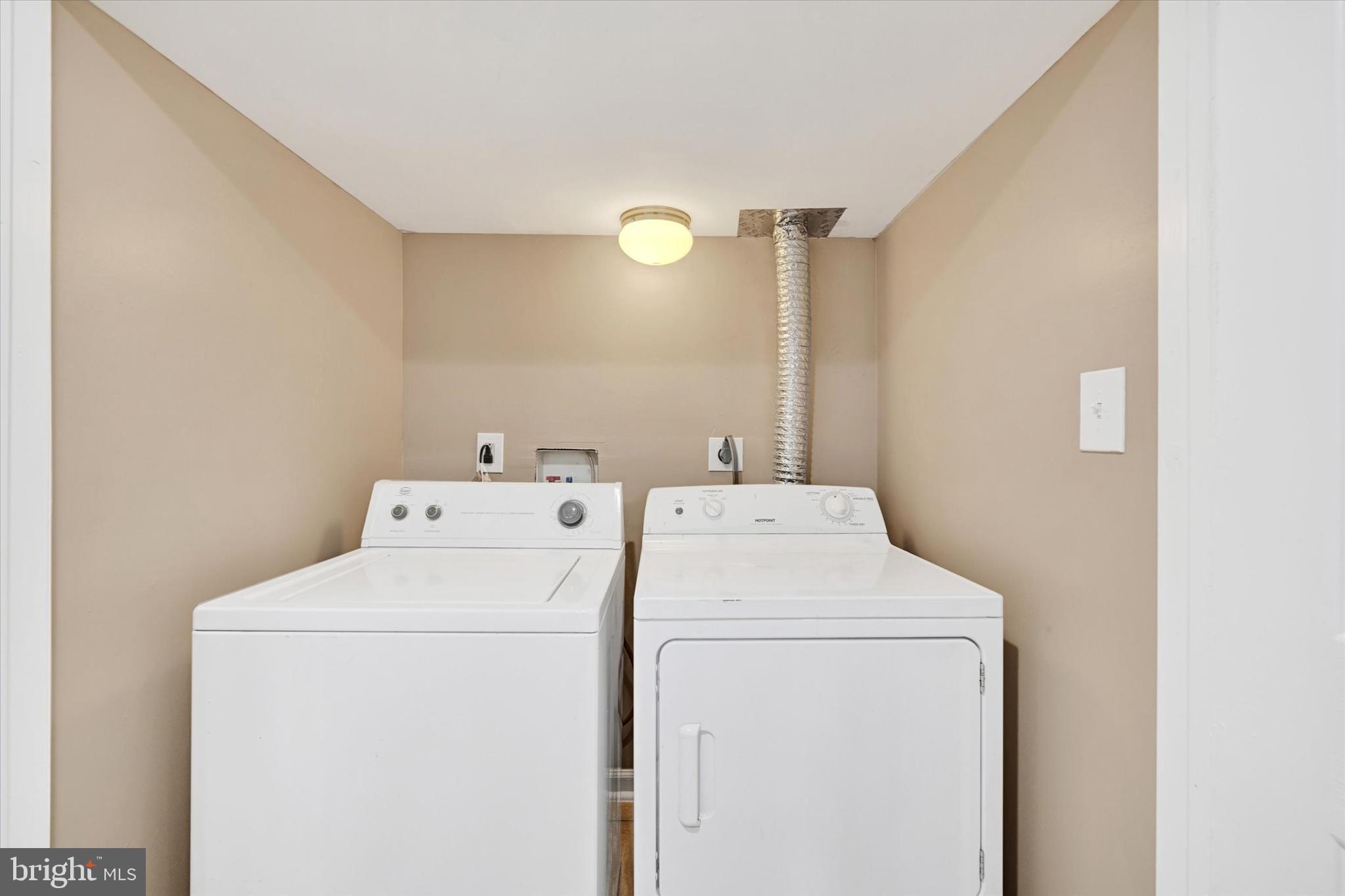 4811 Kimberleigh Road Baltimore, MD 21212 - Photo 20 of 24 Laundry