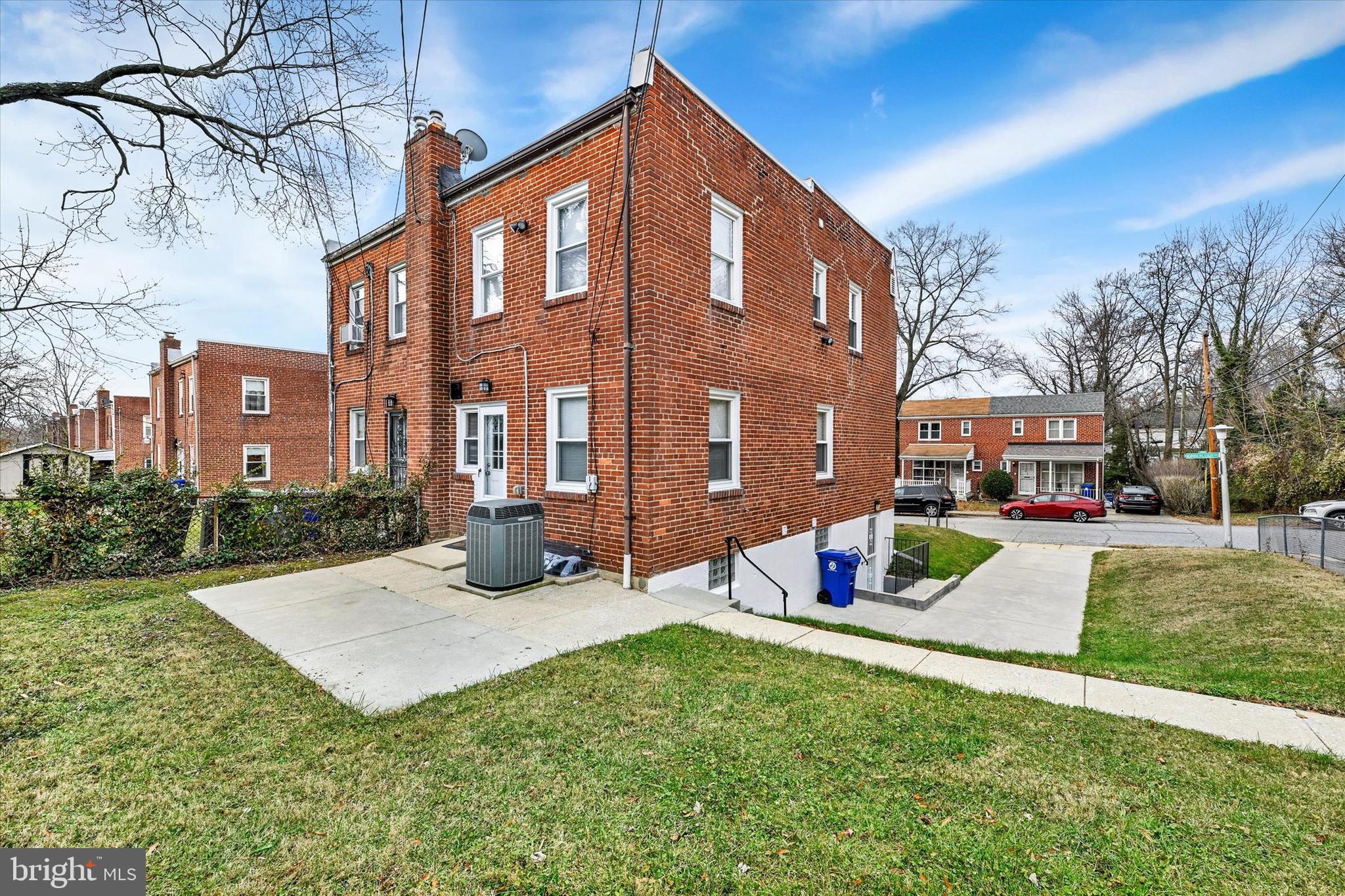 4811 Kimberleigh Road Baltimore, MD 21212 - Photo 23 of 24 Level Rear Yard
