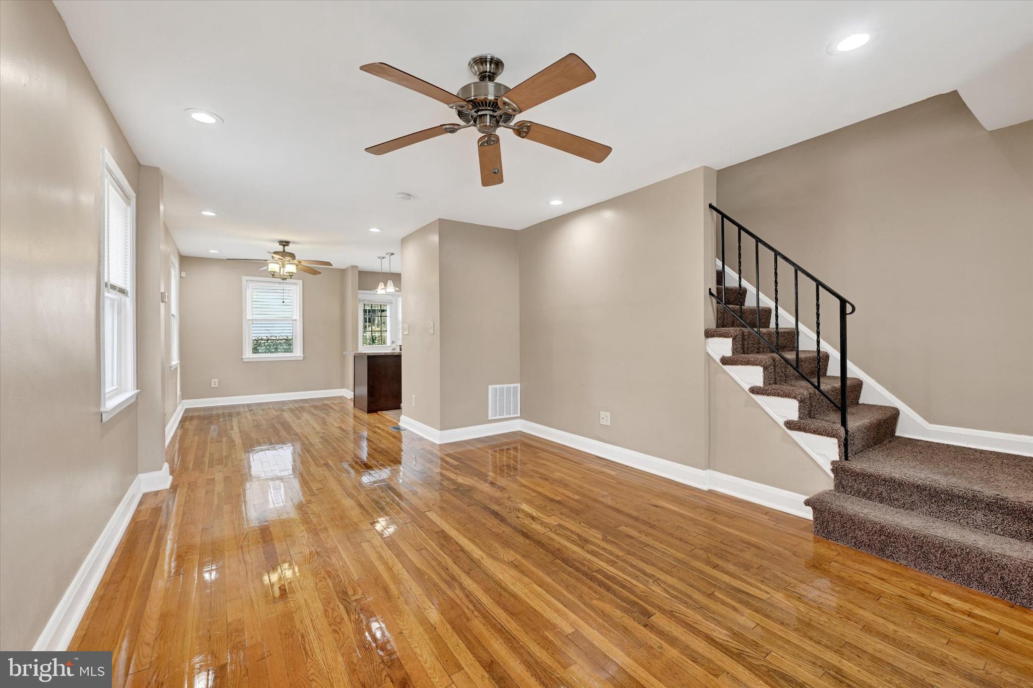 4811 Kimberleigh Road Baltimore, MD 21212 - Photo 7 of 24 Living room View from front door