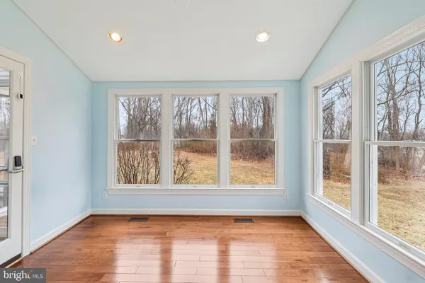 $4,300 | 6812 Spruce Hill Court, Warrenton, VA 20187