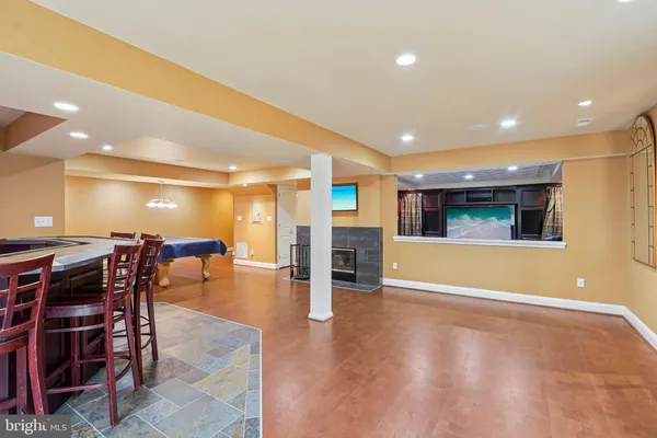 $4,300 | 6812 Spruce Hill Court, Warrenton, VA 20187