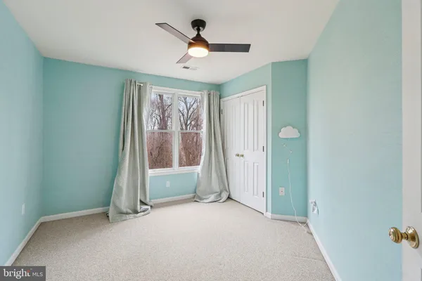 $4,300 | 6812 Spruce Hill Court, Warrenton, VA 20187