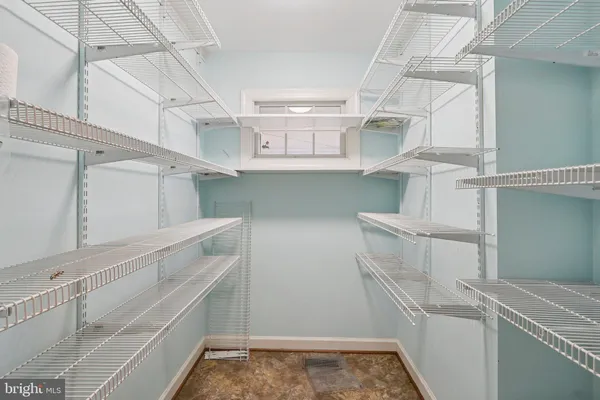 $4,300 | 6812 Spruce Hill Court, Warrenton, VA 20187