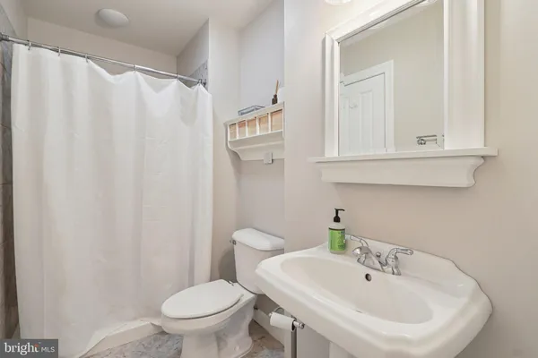 $4,300 | 6812 Spruce Hill Court, Warrenton, VA 20187