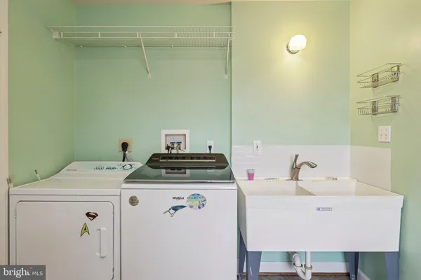 $4,300 | 6812 Spruce Hill Court, Warrenton, VA 20187