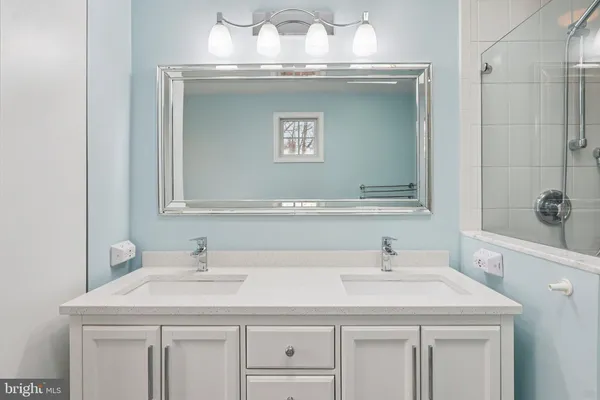 $4,300 | 6812 Spruce Hill Court, Warrenton, VA 20187