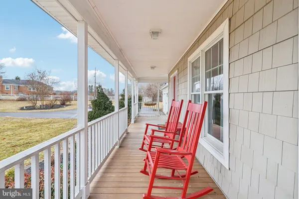 $4,300 | 6812 Spruce Hill Court, Warrenton, VA 20187