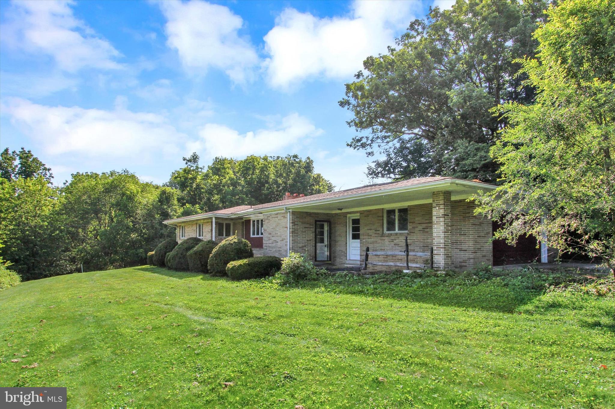 6122 York Road Spring Grove, PA 17362 - Photo 13 of 18