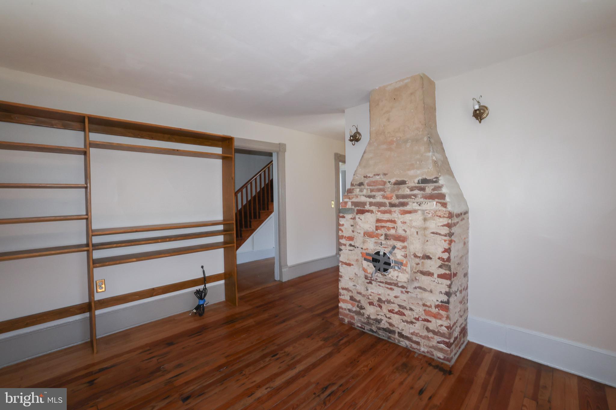 24060 New Mountain Road Aldie, VA 20105 - Photo 6 of 16