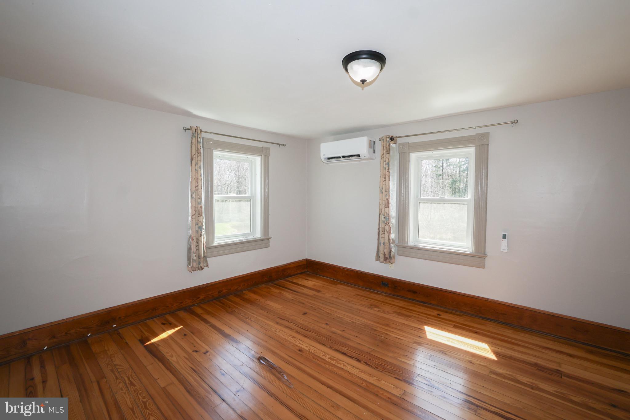 24060 New Mountain Road Aldie, VA 20105 - Photo 8 of 16