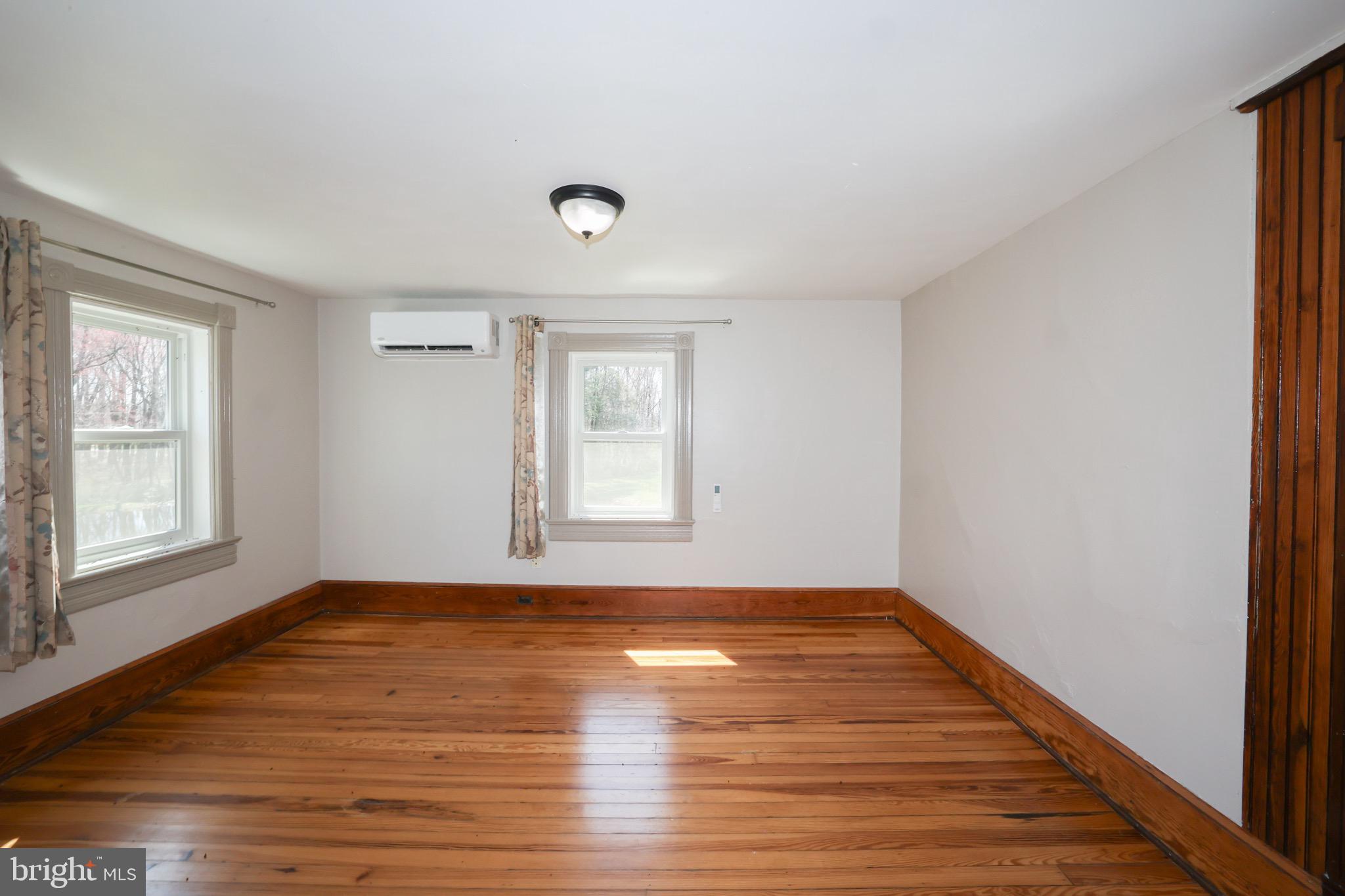 24060 New Mountain Road Aldie, VA 20105 - Photo 9 of 16